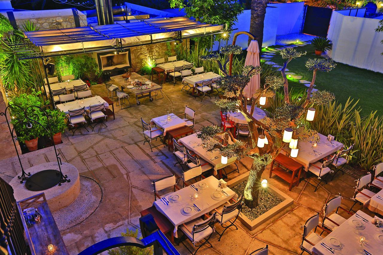 1850 Hotel Kemalpasa อาเลอเจอติ ภายนอก รูปภาพ
